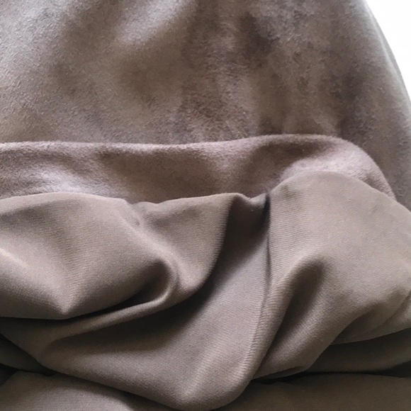 New House of CB Classic strapless pencil dress - Picture 10 of 11